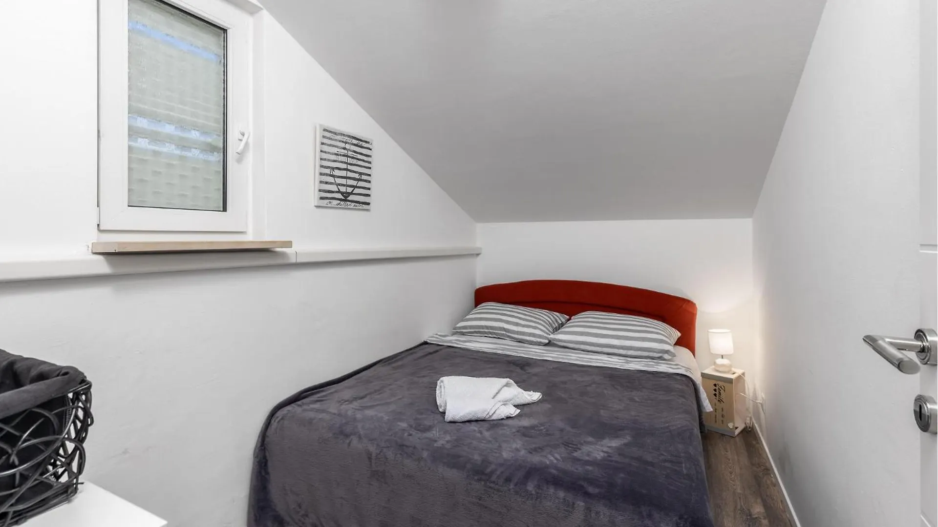 Stunning Apartment In Dramalj With House Sea View